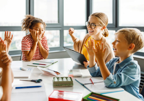 How to Decide Between Private and Group Tutoring for You or Your Child